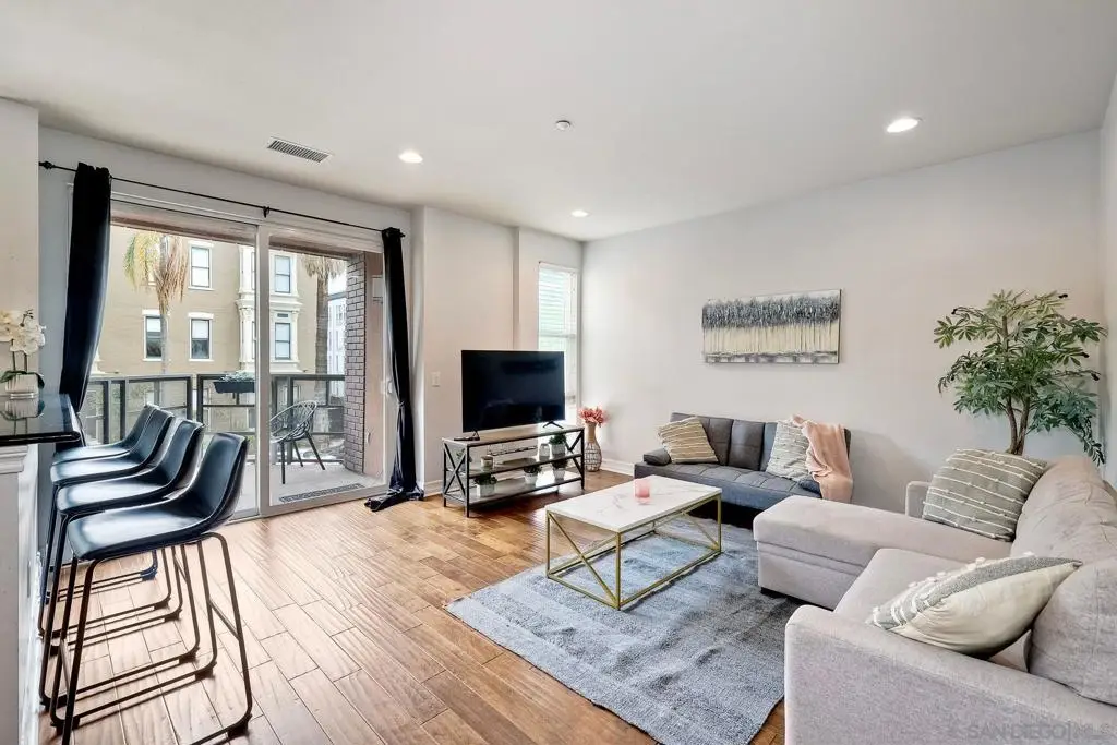 1225 Island Ave #208, San Diego, CA 92101 - Image #1