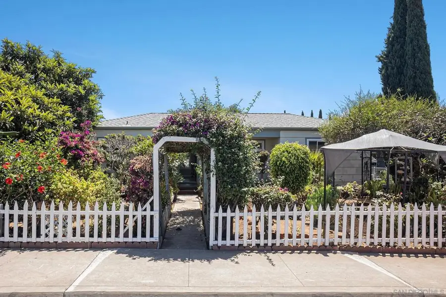 74 E St, Chula Vista, CA 91910 - Image #2