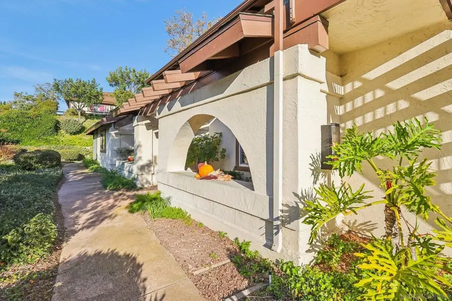 9805 Caminito Cuadro, San Diego, CA 92129 - Image #2