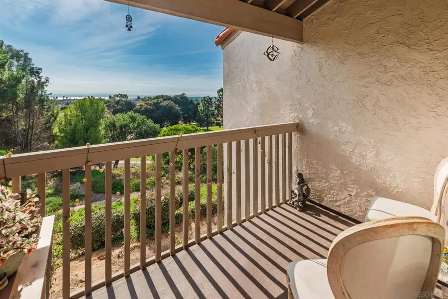 907 Caminito Estrada #E, Carlsbad, CA 92011 - Image #3