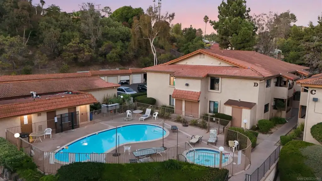 265 Loma Alta Dr #D8, Oceanside, CA 92054 - Image #1