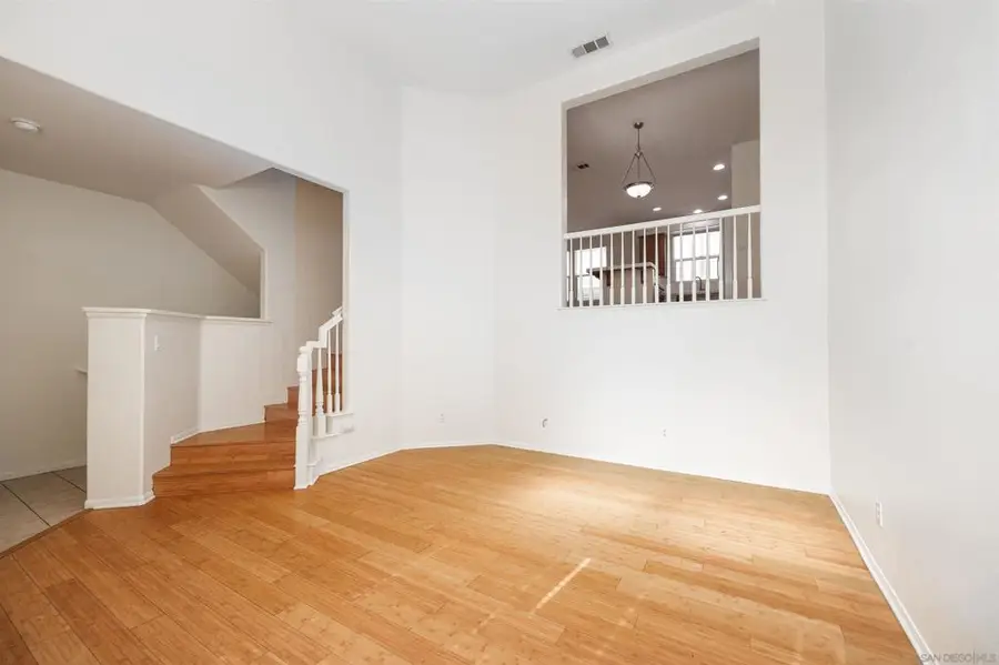 1005 L Avenue, Oceanside, CA 91950 - Image #2