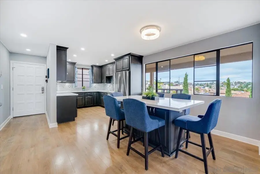 3130 Avenida De Portugal #304, San Diego, CA 92106 - Image #2