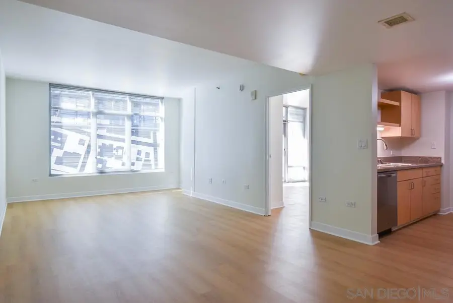 425 W Beech Street #408, San Diego, CA 92101 - Image #3