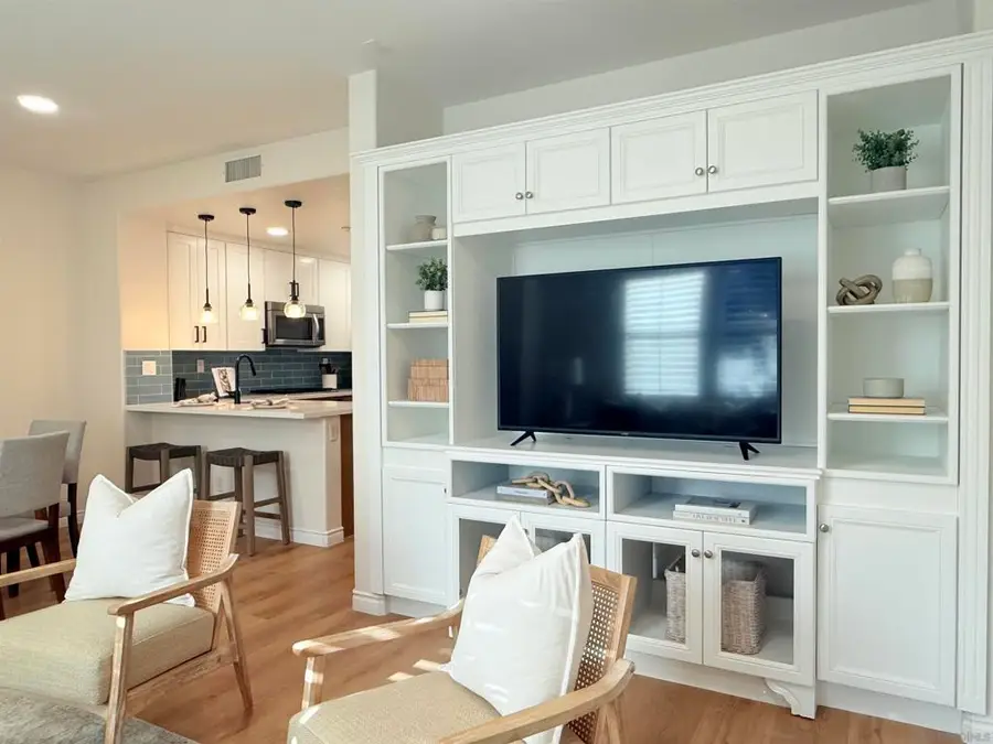 17070 Calle Trevino #5, San Diego, CA 92127 - #3