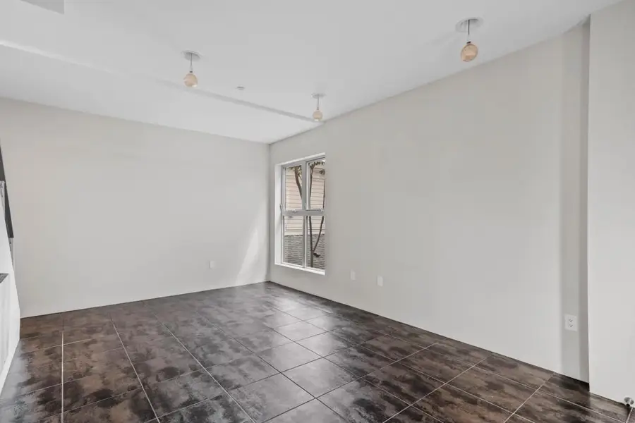 991 Sigsbee St, San Diego, CA 92113 - Image #3