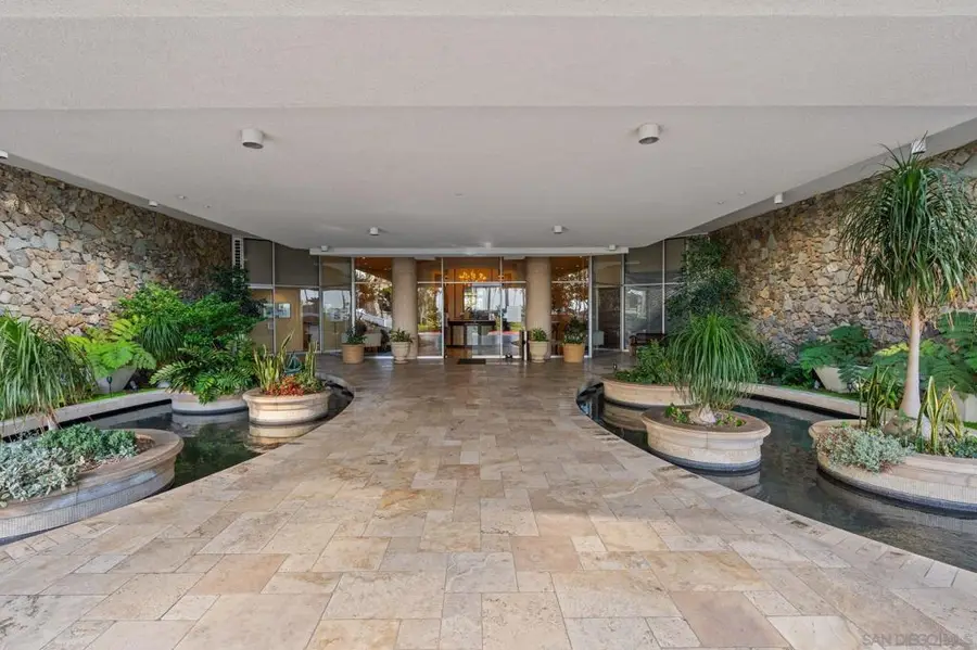 1820 Avenida Del Mundo #1504, Coronado, CA 92118 - Image #2