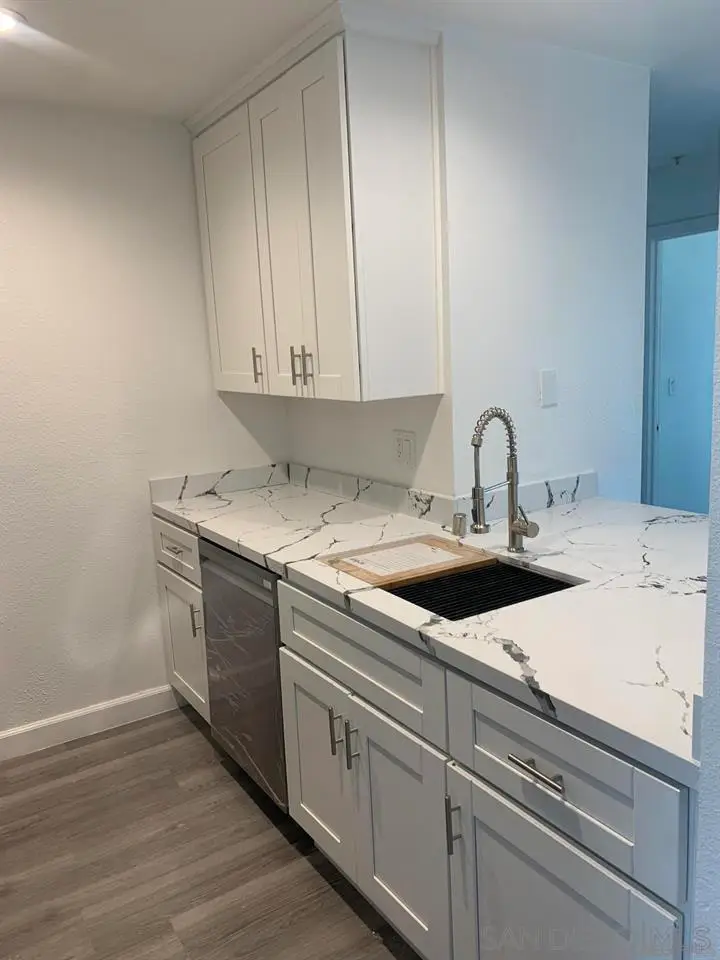 4041 Oakcrest Dr #206, San Diego, CA 92105 - Image #1