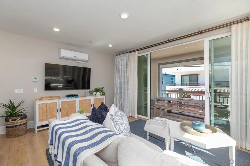 827 Jersey Court, San Diego, CA 92109 - Image #1