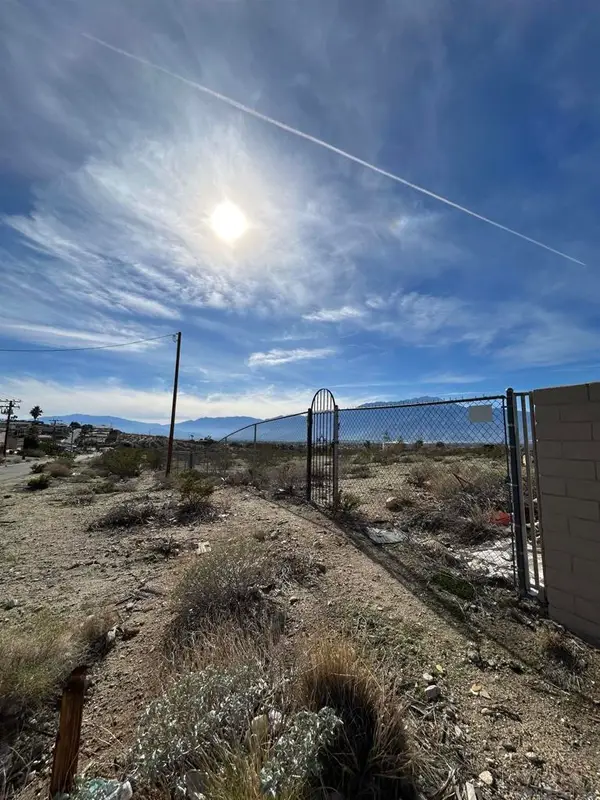 0 Miracle Hill Rd, Desert Hot Springs, CA 92240