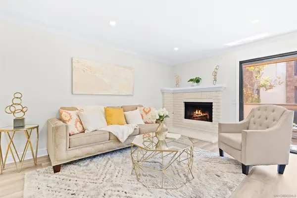 8870 Villa La Jolla Dr #210, La Jolla, CA 92037