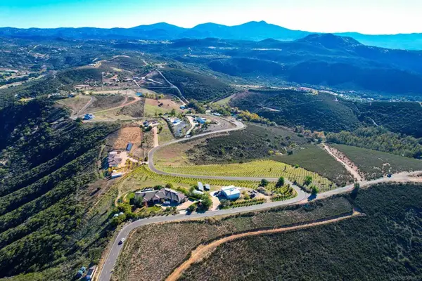 18408 Sweet Ln, Ramona, CA 92065