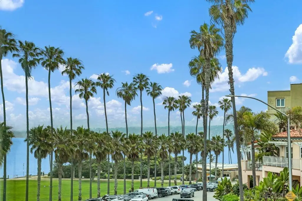 8040 Girard Ave #2, La Jolla, CA 92037 - Image #1