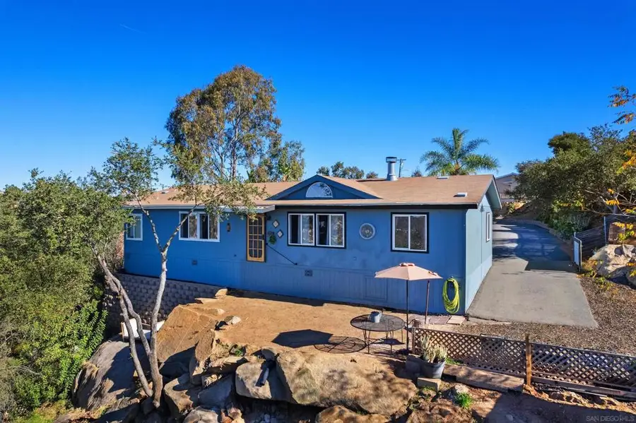 300 Thornton Dr #4, El Cajon, CA 92021 - Image #2