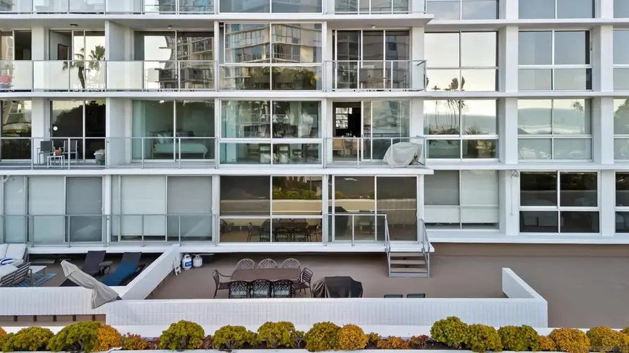 1770 Avenida Del Mundo #102, Coronado, CA 92118 - Image #2