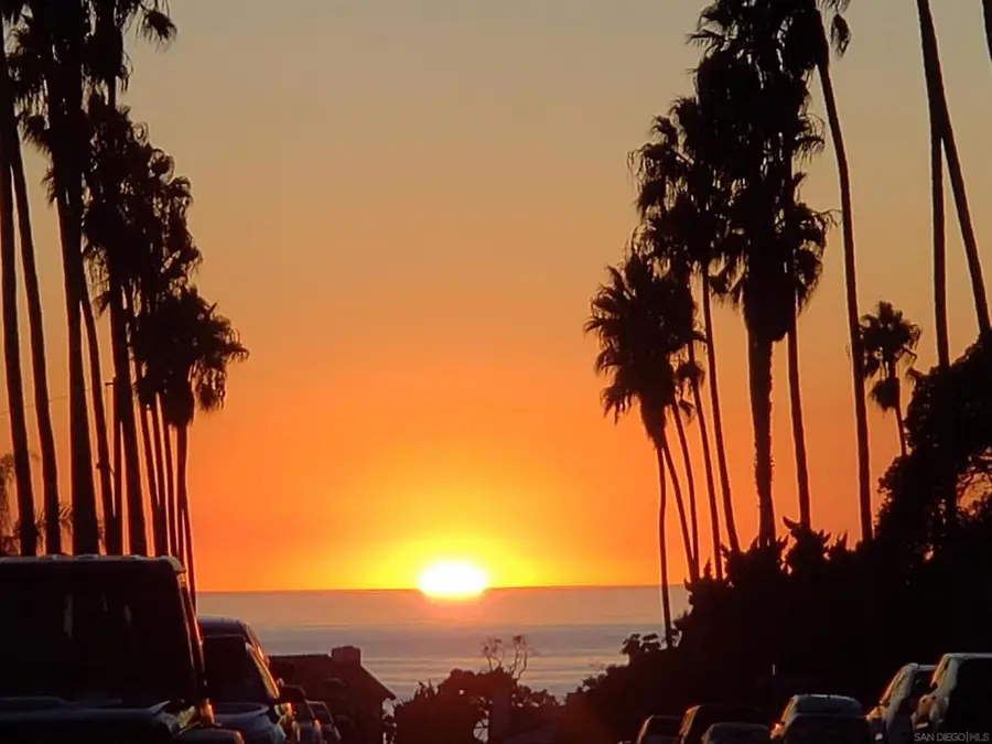 370 Nautilus St, La Jolla, CA 92037 - #3