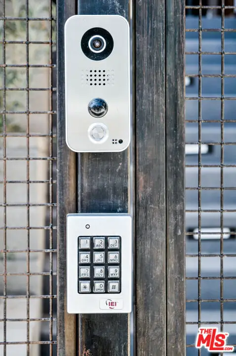 715 N El Centro Avenue, Los Angeles, CA 90038 - Image #2