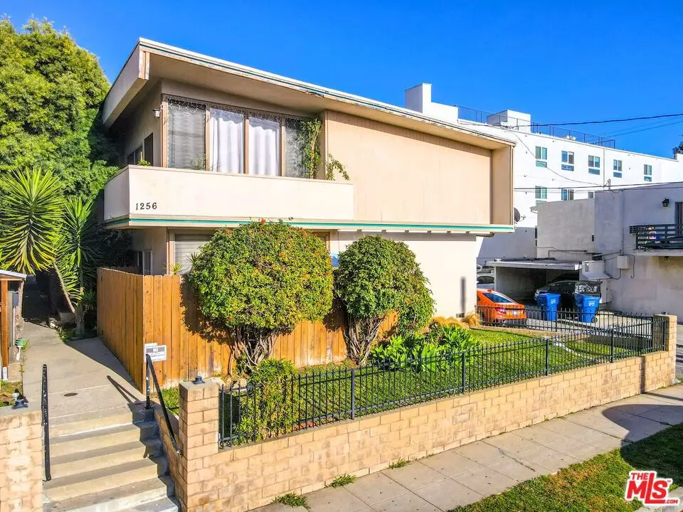 1256 S Westgate Avenue, Los Angeles, CA 90025 - Image #1