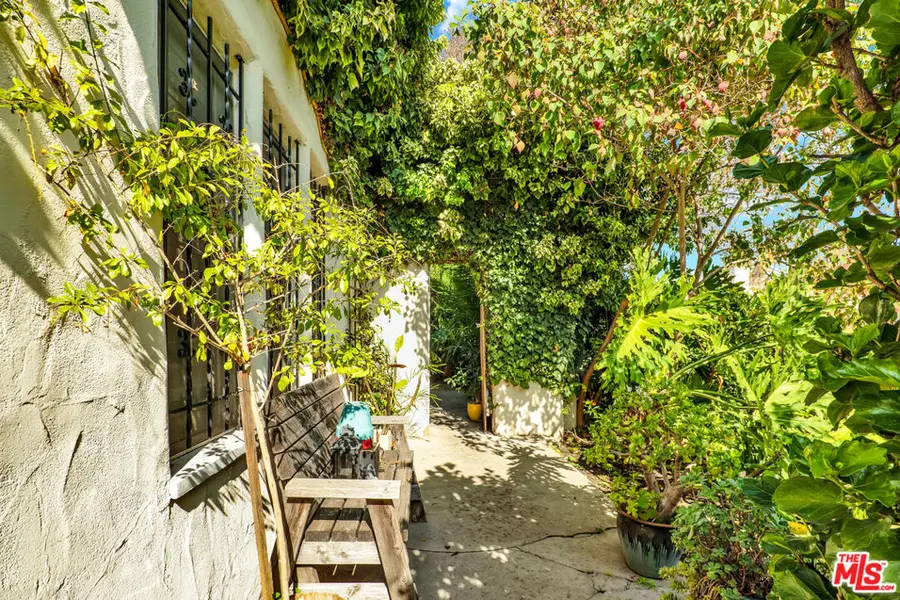 811 N Citrus Avenue, Los Angeles, CA 90038 - #2