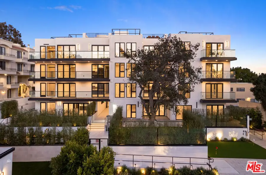 505 Barrington #106, Los Angeles, CA 90049 - Image #2