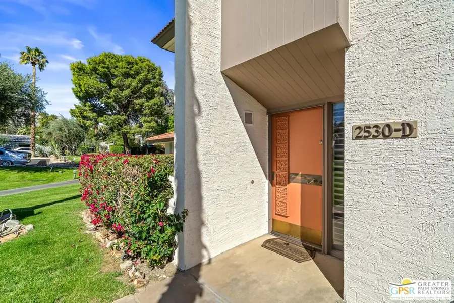 2530 N Whitewater Club Drive #D, Palm Springs, CA 92262 - Image #3