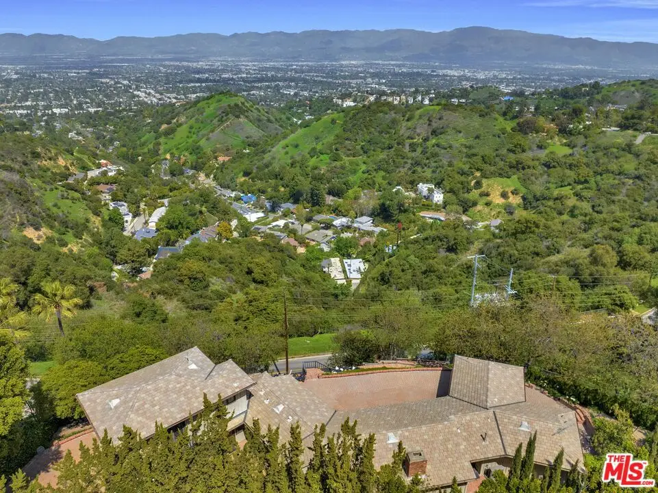 13150 Mulholland Drive, Beverly Hills, CA 90210 - Image #1
