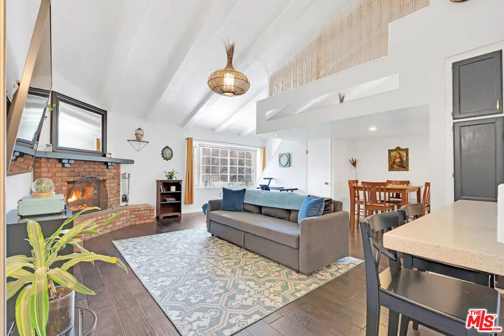 4633 Ben Avenue #4, Valley Village, CA 91607 - #1