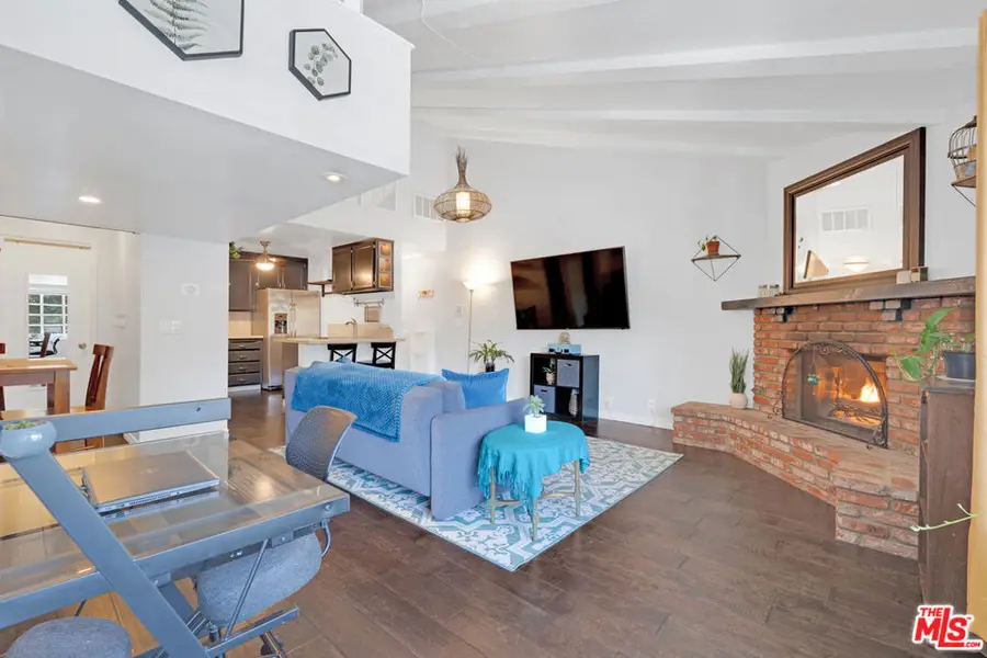 4633 Ben Avenue #4, Valley Village, CA 91607 - #3