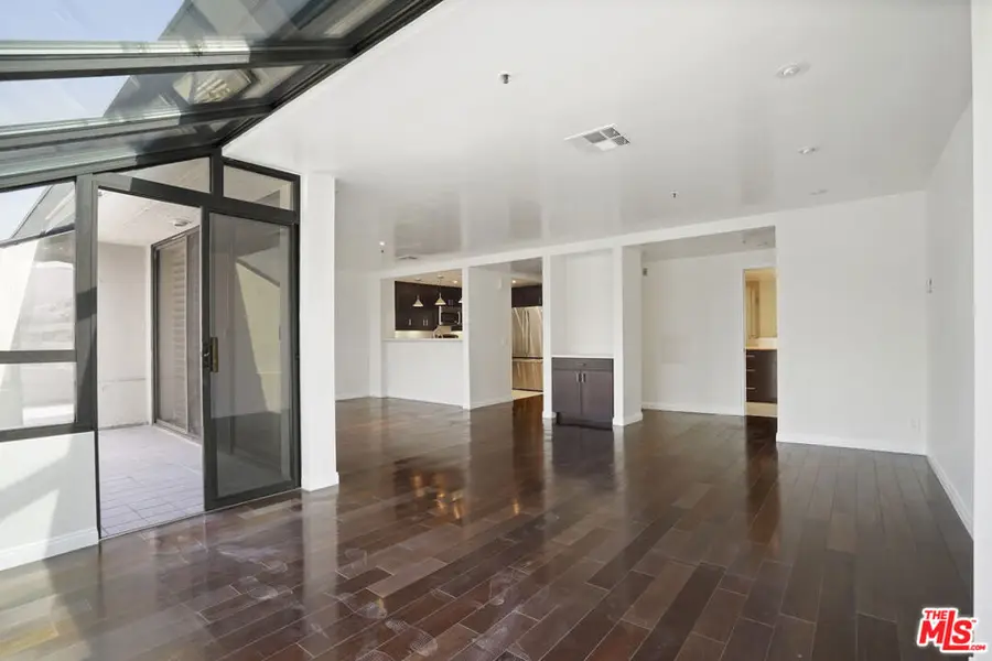 880 W 1st Street #802, Los Angeles, CA 90012 - Image #3