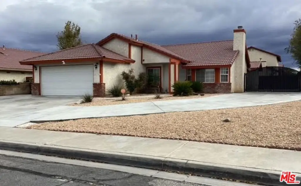 1518 E Avenue J12, Lancaster, CA 93535 - Image #1