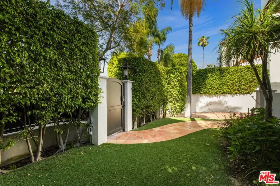 8940 Ashcroft Avenue, West Hollywood, CA 90048 - #2