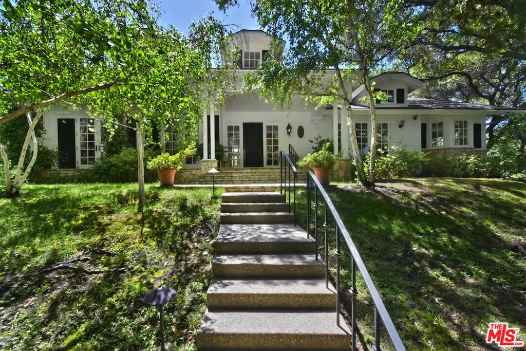 3935 Valley Meadow Road, Encino, CA 91436 - Image #1