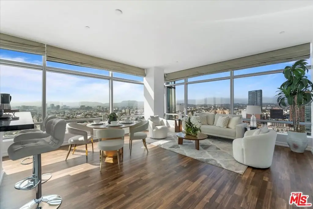 900 W Olympic Boulevard #34J, Los Angeles, CA 90015 - Image #1
