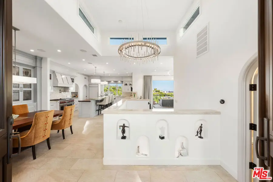 1380 Summitridge Place, Beverly Hills, CA 90210 - Image #2