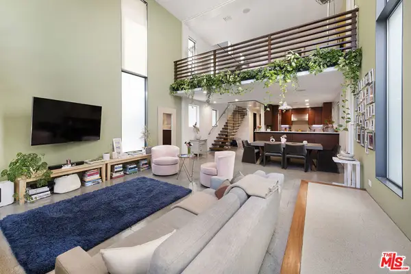 417 Venice Way, Venice, CA 90291