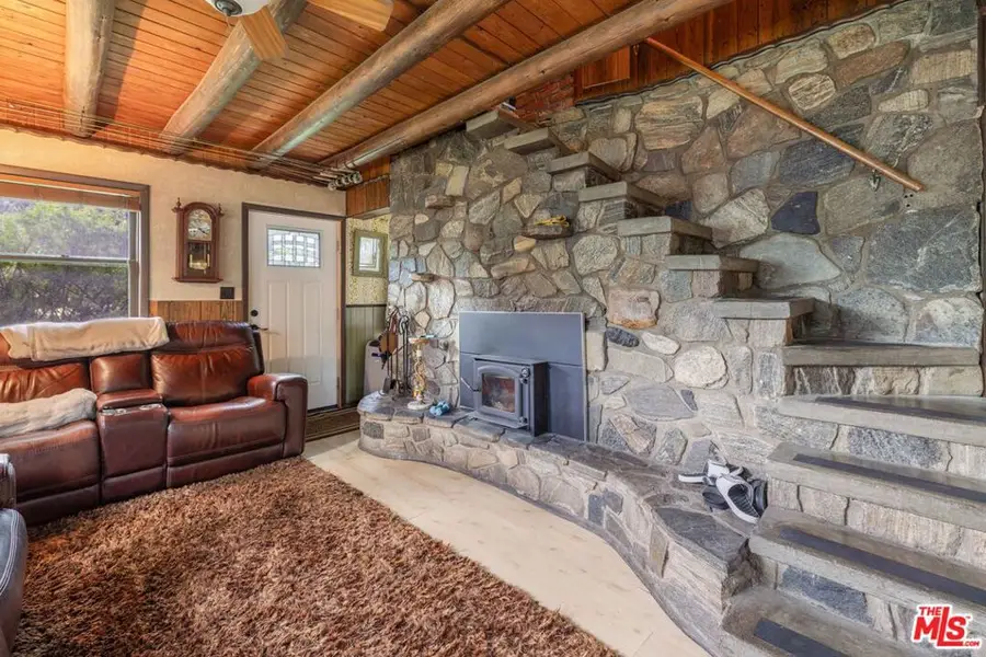 64050 Gallatin Road, Gallatin Gateway, MT 59730 - Image #2