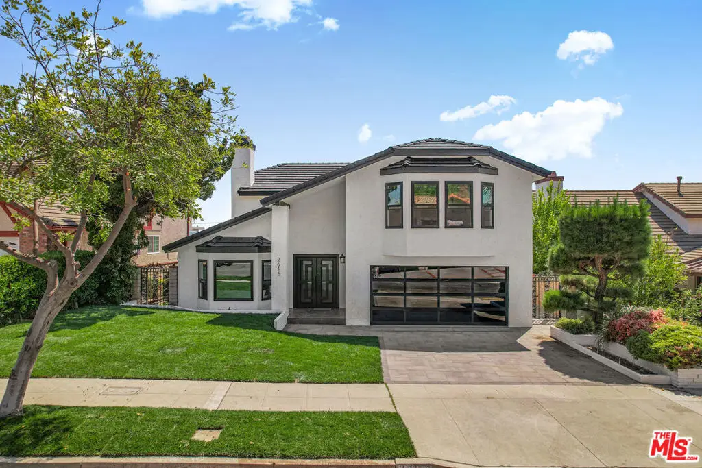 2615 Woodstock Lane, Burbank, CA 91504 - Image #1