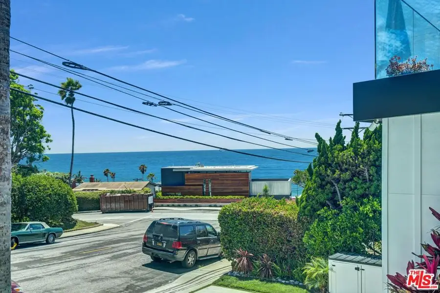 265 Redlands Street, Playa Del Rey, CA 90293 - Image #2