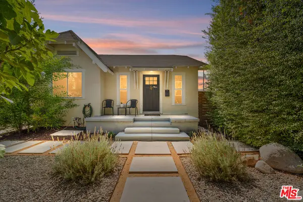 4009 3rd Avenue, Los Angeles, CA 90008