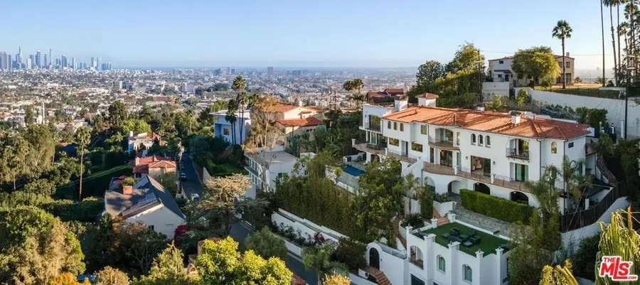 4733 Bonvue Avenue, Los Angeles, CA 90027 - Image #2