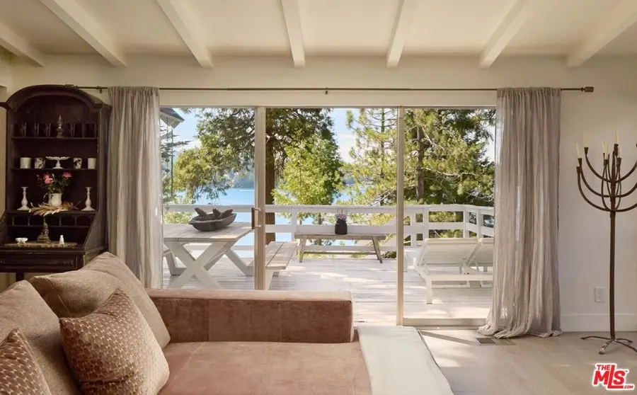 28918 Palisades Drive, Lake Arrowhead, CA 92352 - Image #3