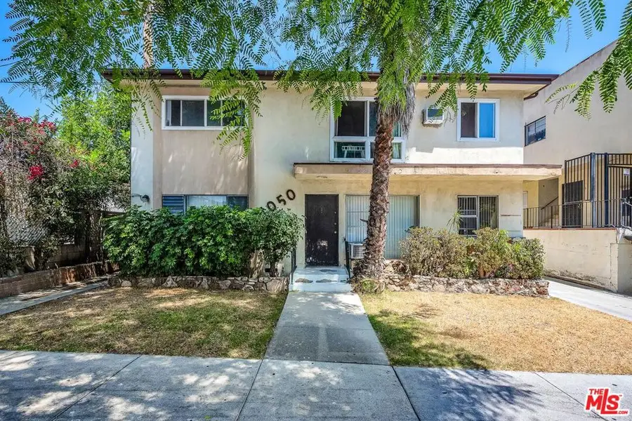 1050 N Laurel Avenue, West Hollywood, CA 90046 - Image #2