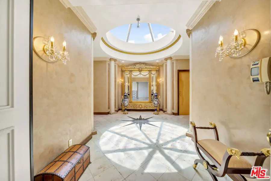 425 N Maple Drive #PH 602, Beverly Hills, CA 90210 - Image #2