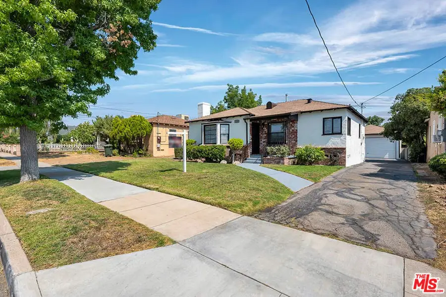 818 N Brand Boulevard, San Fernando, CA 91340 - Image #3