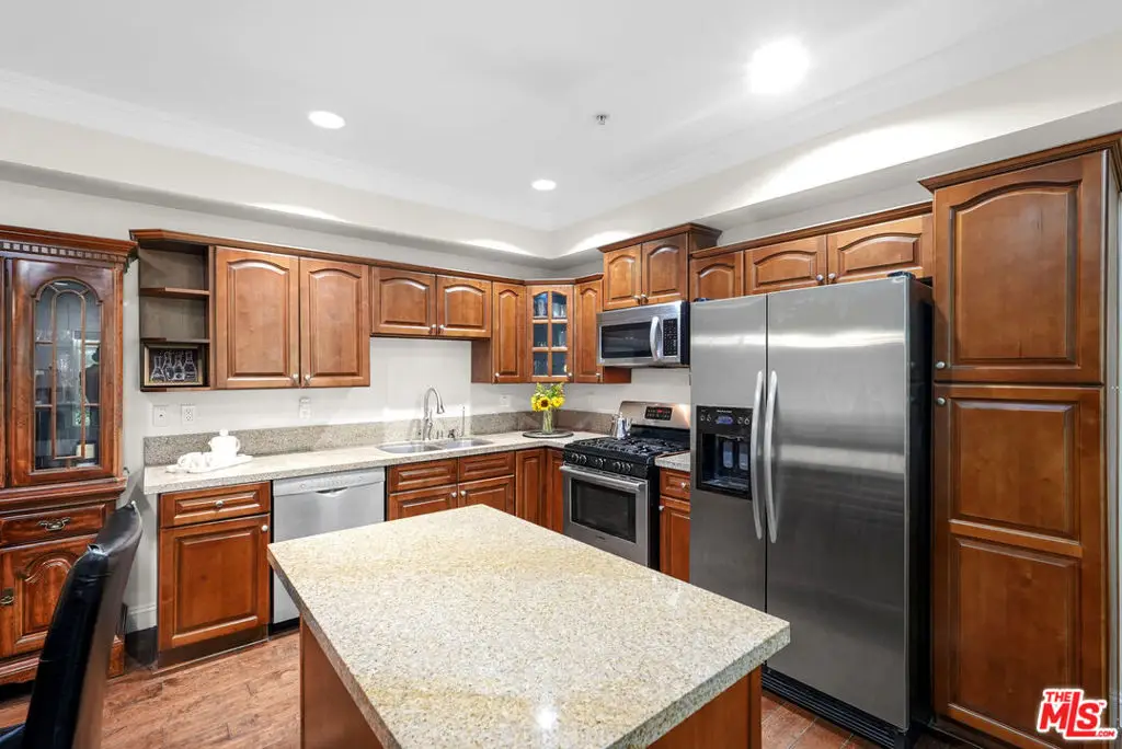 440 S Occidental Boulevard #204, Los Angeles, CA 90057 - Image #1