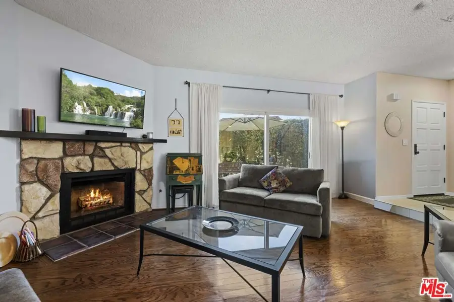 2701 Voorhees Avenue #3, Redondo Beach, CA 90278 - Image #3