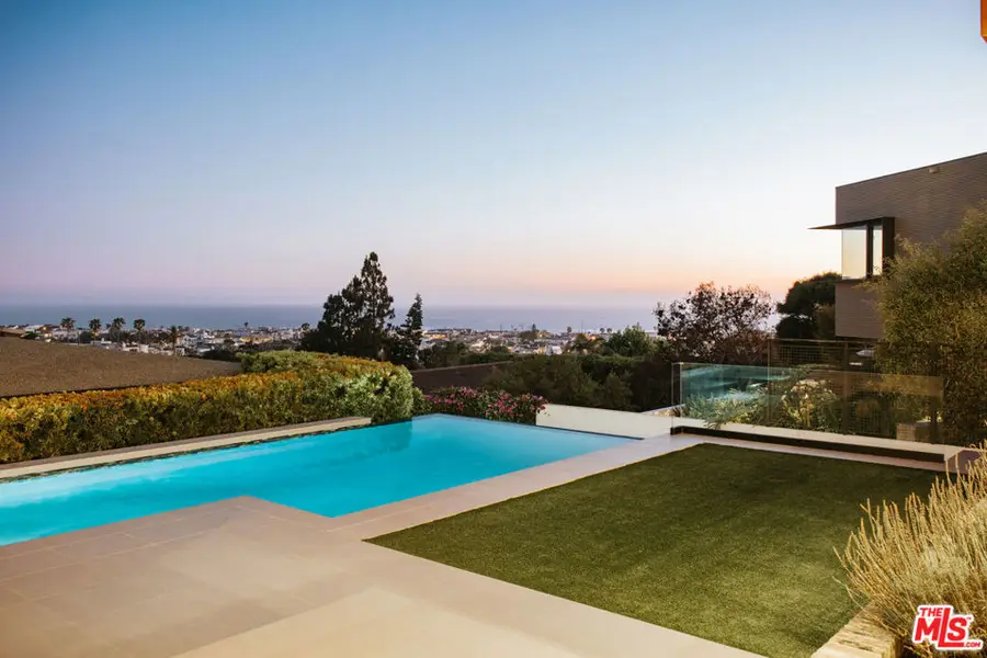 934 1st Street, Manhattan Beach, CA 90266 - Image #2