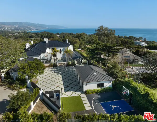 7052 Dume Drive, Malibu, CA 90265