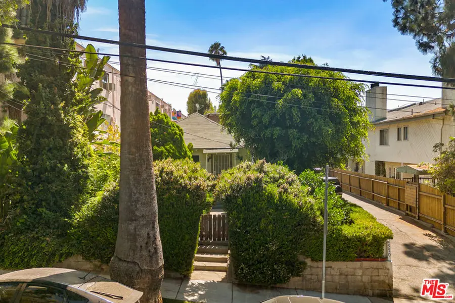 948 Palm Avenue, West Hollywood, CA 90069 - Image #2