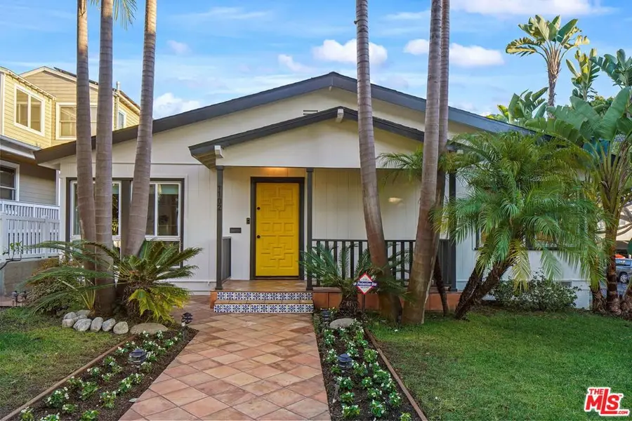 1102 Maple Street, Santa Monica, CA 90405 - Image #2